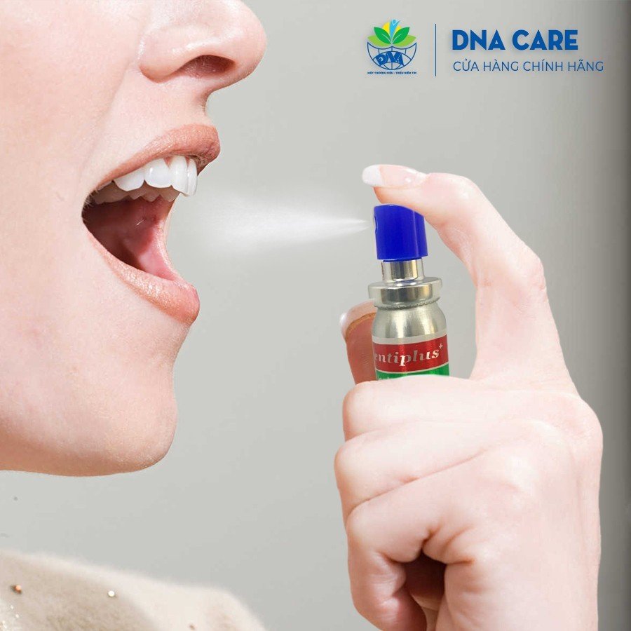 Xịt thơm miệng Dentiplus hương bạc hà không cồn chai 25ml